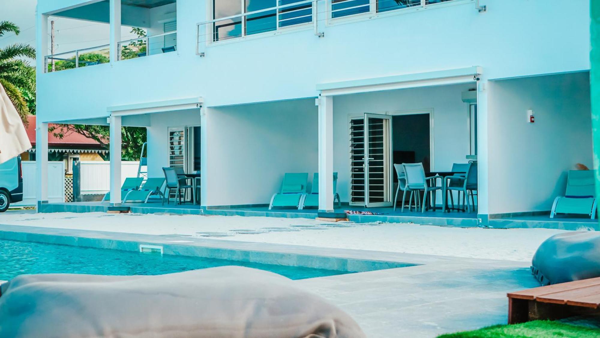 Pension Irivai Appartement Puatou 1 Chambre Bord De Mer ウツロア エクステリア 写真