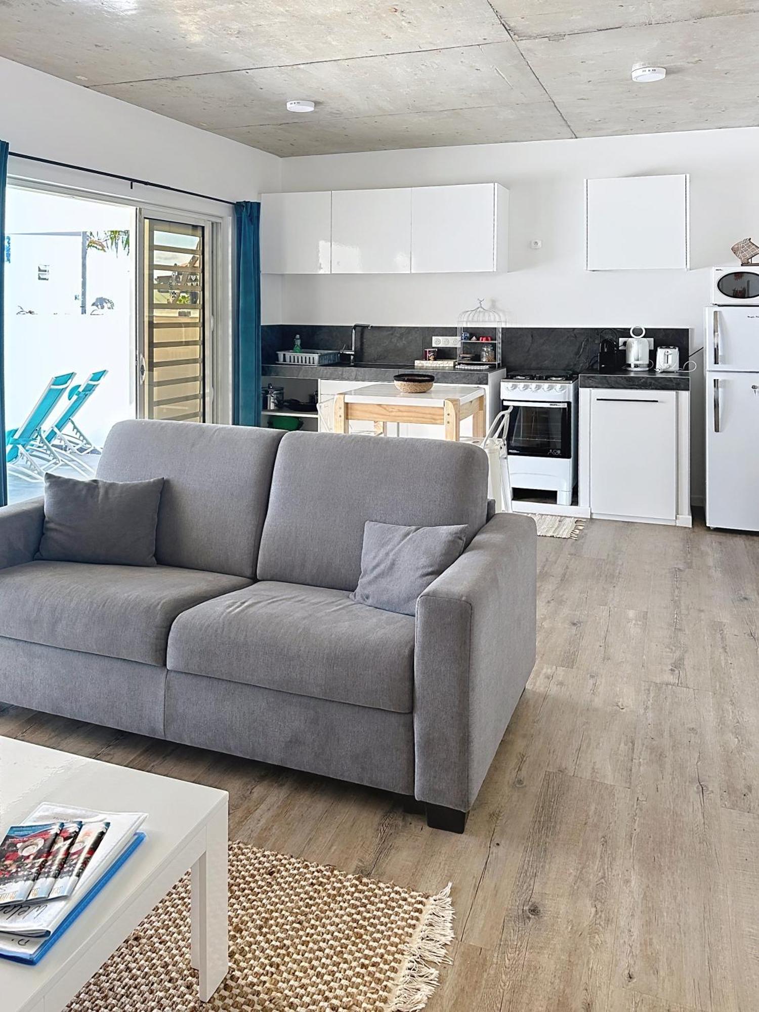 Pension Irivai Appartement Puatou 1 Chambre Bord De Mer ウツロア エクステリア 写真