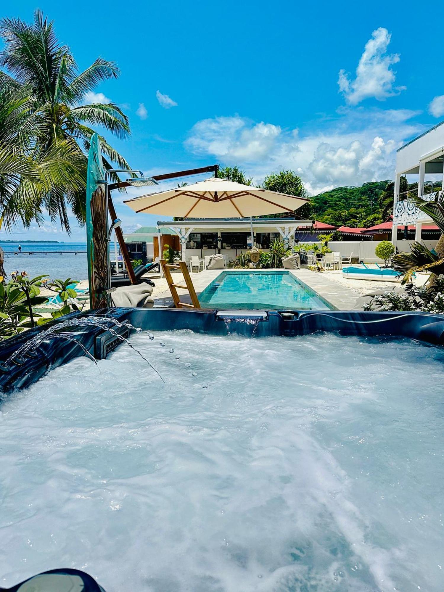 Pension Irivai Appartement Puatou 1 Chambre Bord De Mer ウツロア エクステリア 写真